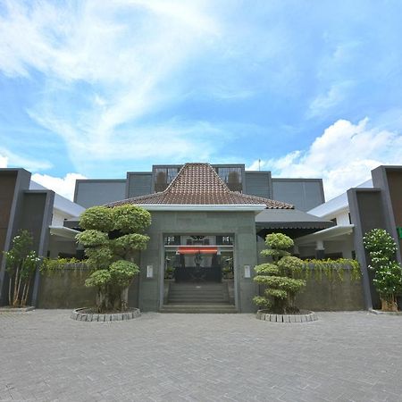 The Edwin Syariah Hotel Ngabean Eksteriør billede