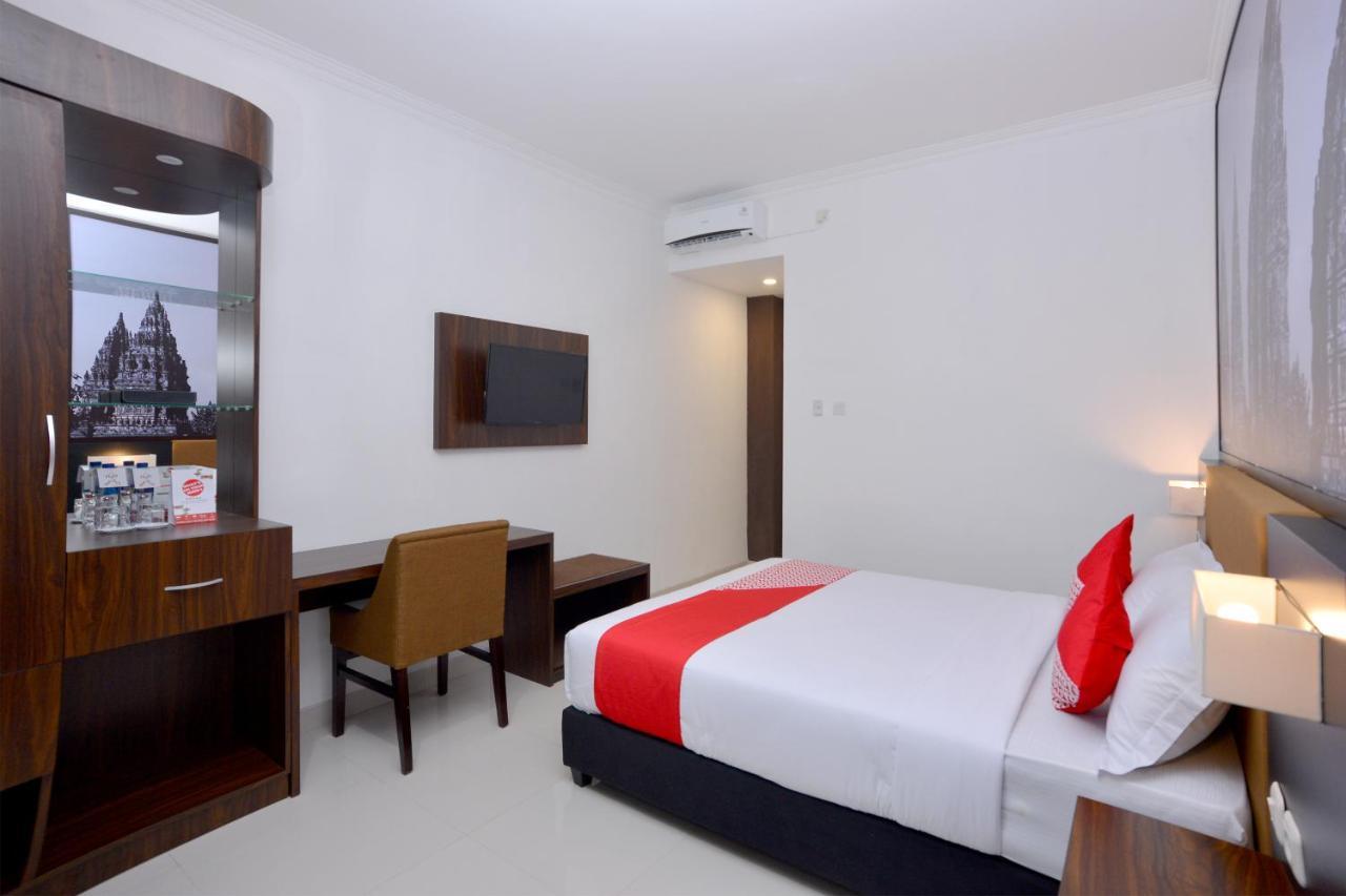 The Edwin Syariah Hotel Ngabean Eksteriør billede