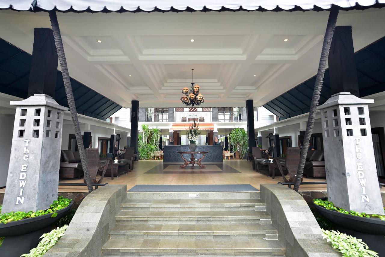 The Edwin Syariah Hotel Ngabean Eksteriør billede