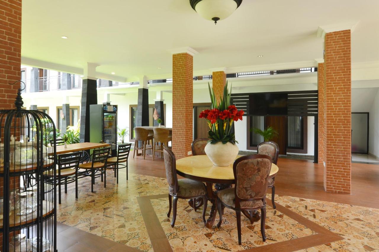 The Edwin Syariah Hotel Ngabean Eksteriør billede